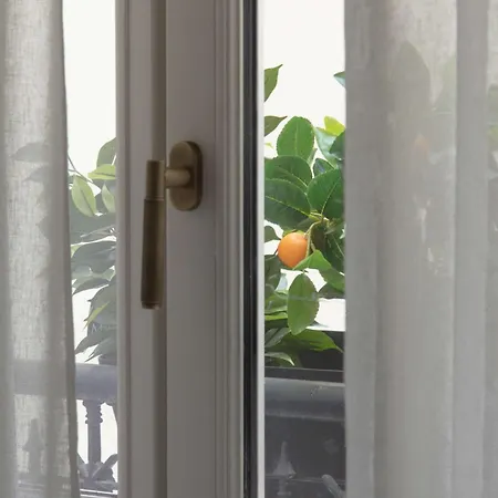Luxury In Saint-germain, Bon Marche, With Ac Apartman